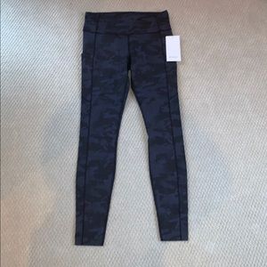 **BRAND NEW* lululemon leggings (size 12)